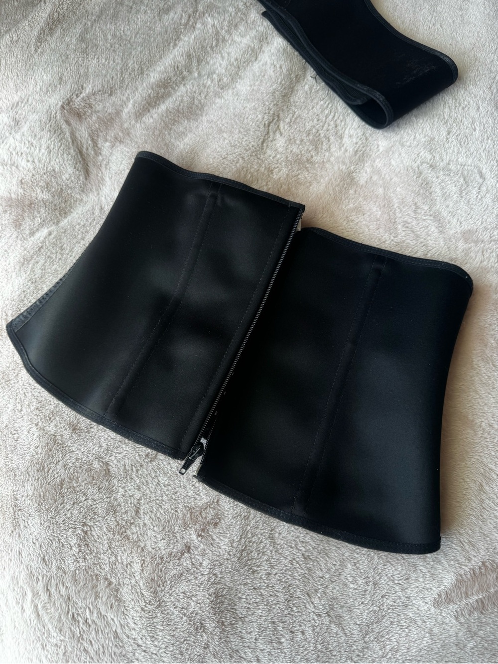 Squeeze Me Skinny Black Waist Trainer Zippered Shapewear